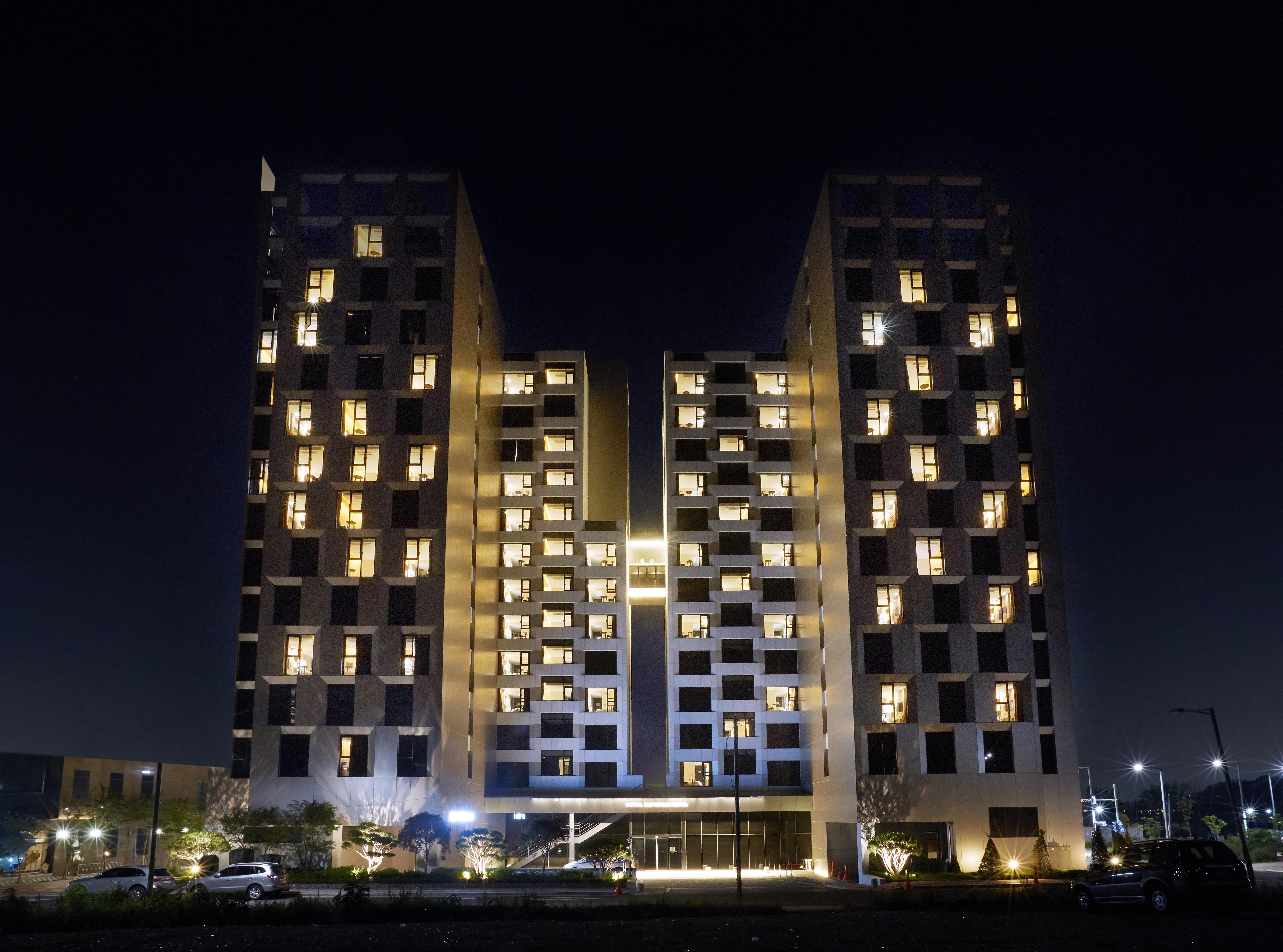 Royal Emporium Incheon Airport Hotel Bagian luar foto