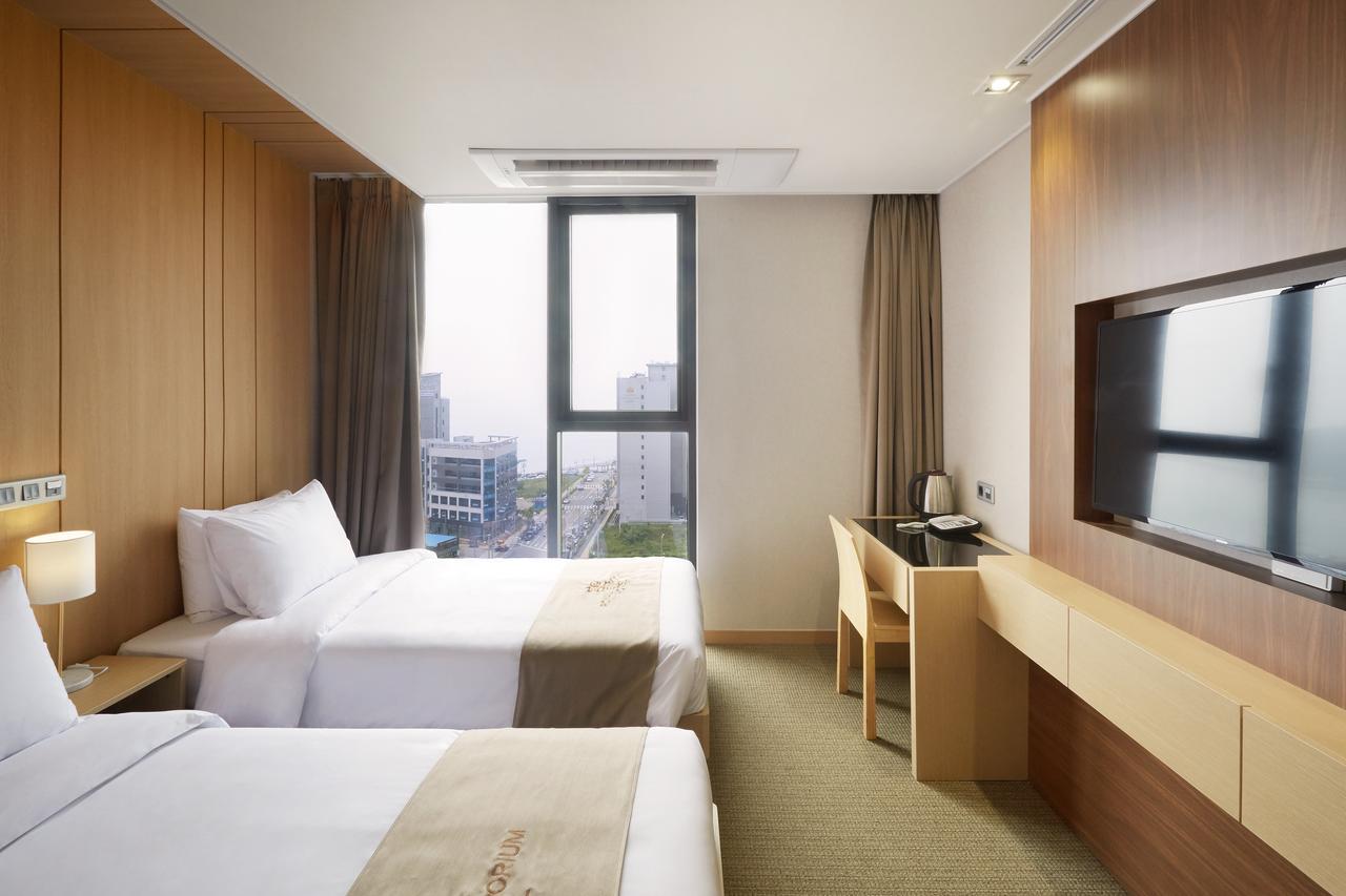Royal Emporium Incheon Airport Hotel Bagian luar foto