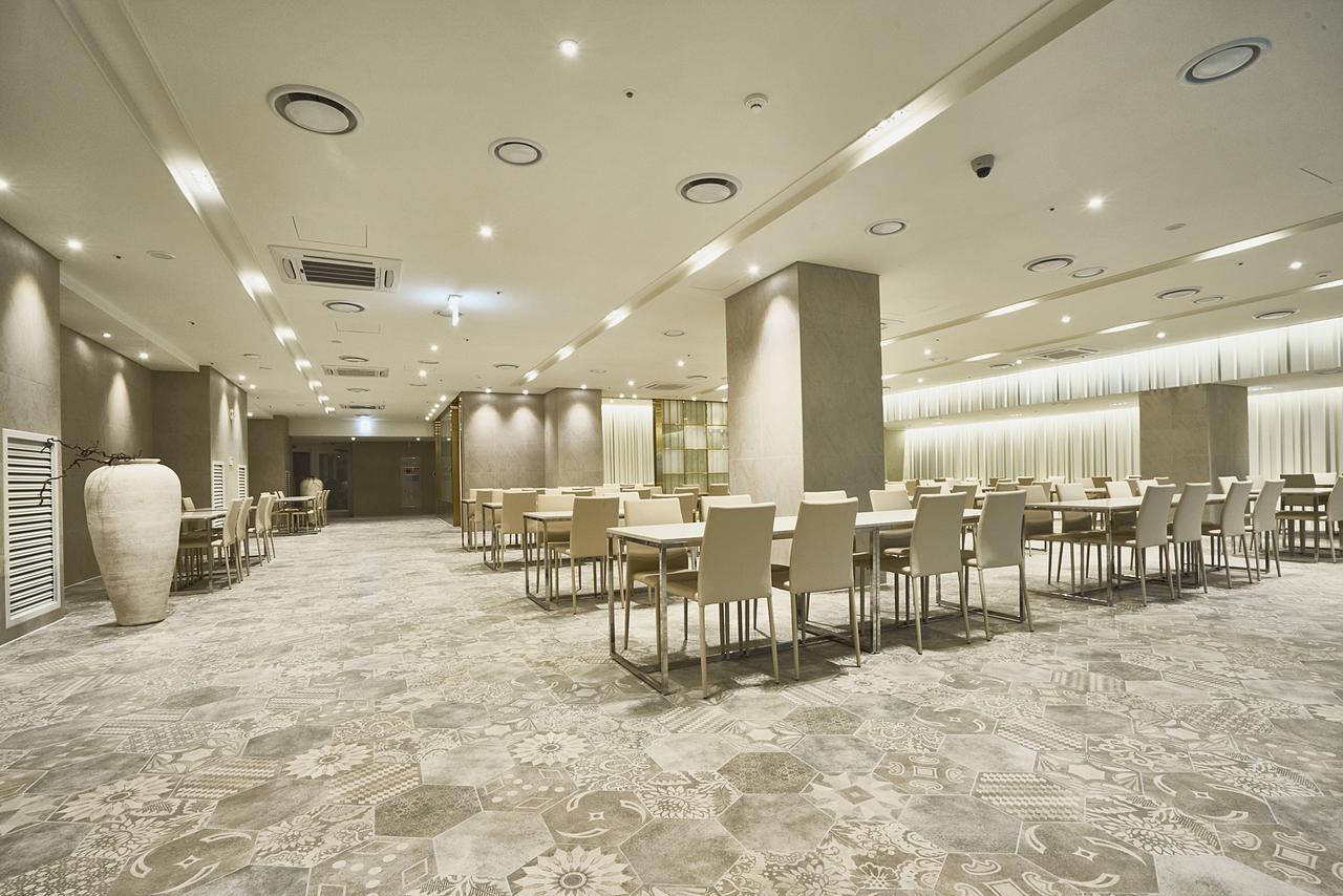 Royal Emporium Incheon Airport Hotel Bagian luar foto
