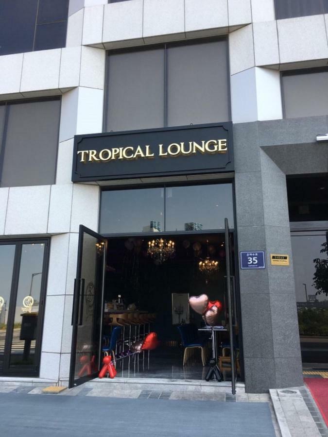 Royal Emporium Incheon Airport Hotel Bagian luar foto